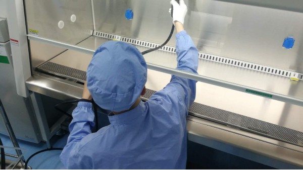 上海达沃在科济生物公司进行37台生物安全柜检测的噪音照度测试